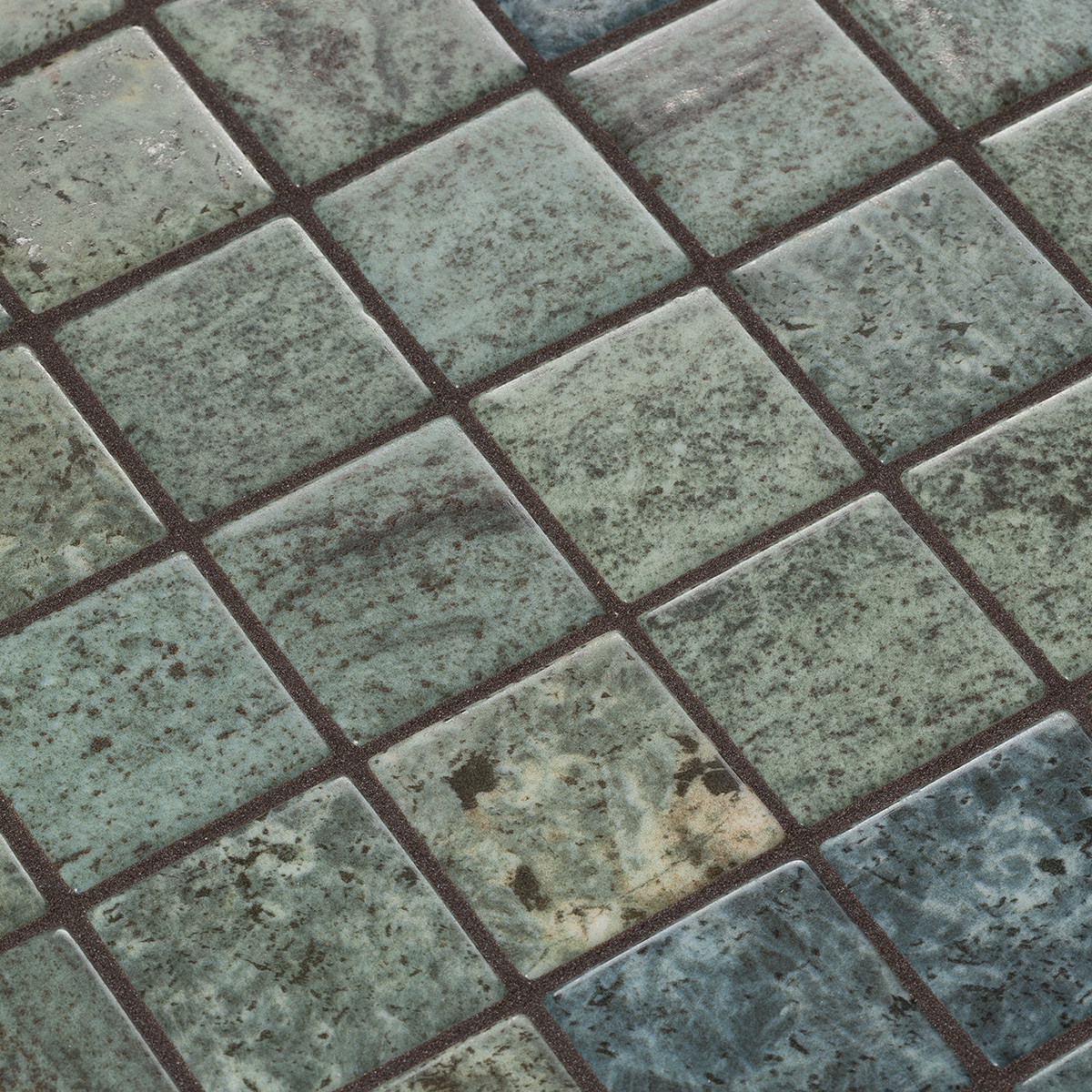Bali-Stone-50-Zen-Mosaic-Ezarri.jpg