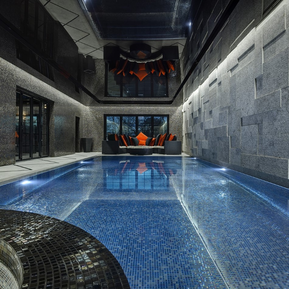 Alexander-Cocktail-Mosaic-POOL-Ezarri-2.jpg