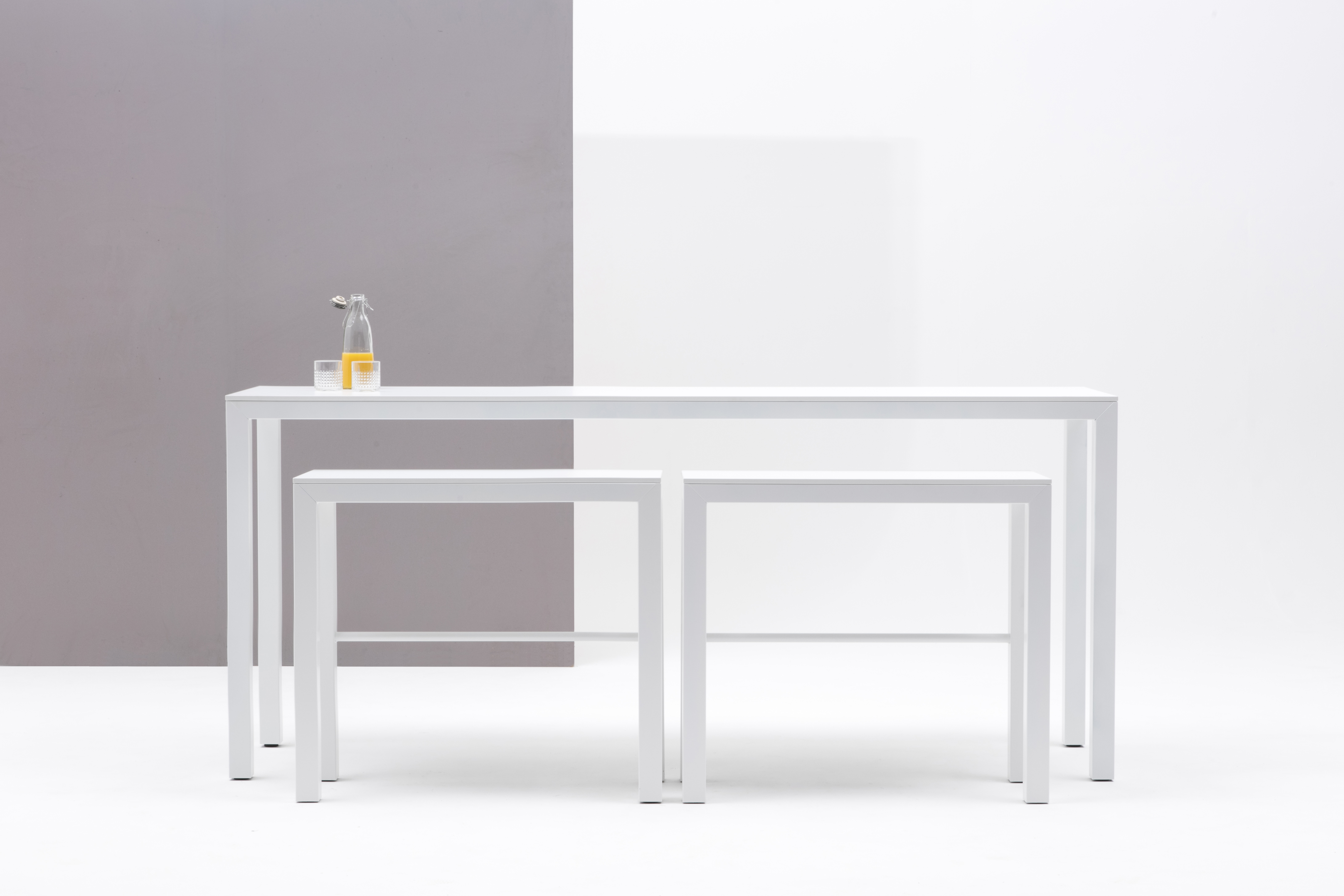 MARK Type table with benches 02.jpg