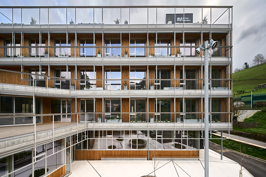 STRUGAL S74RP_foto-universidad-mondragon-1.png