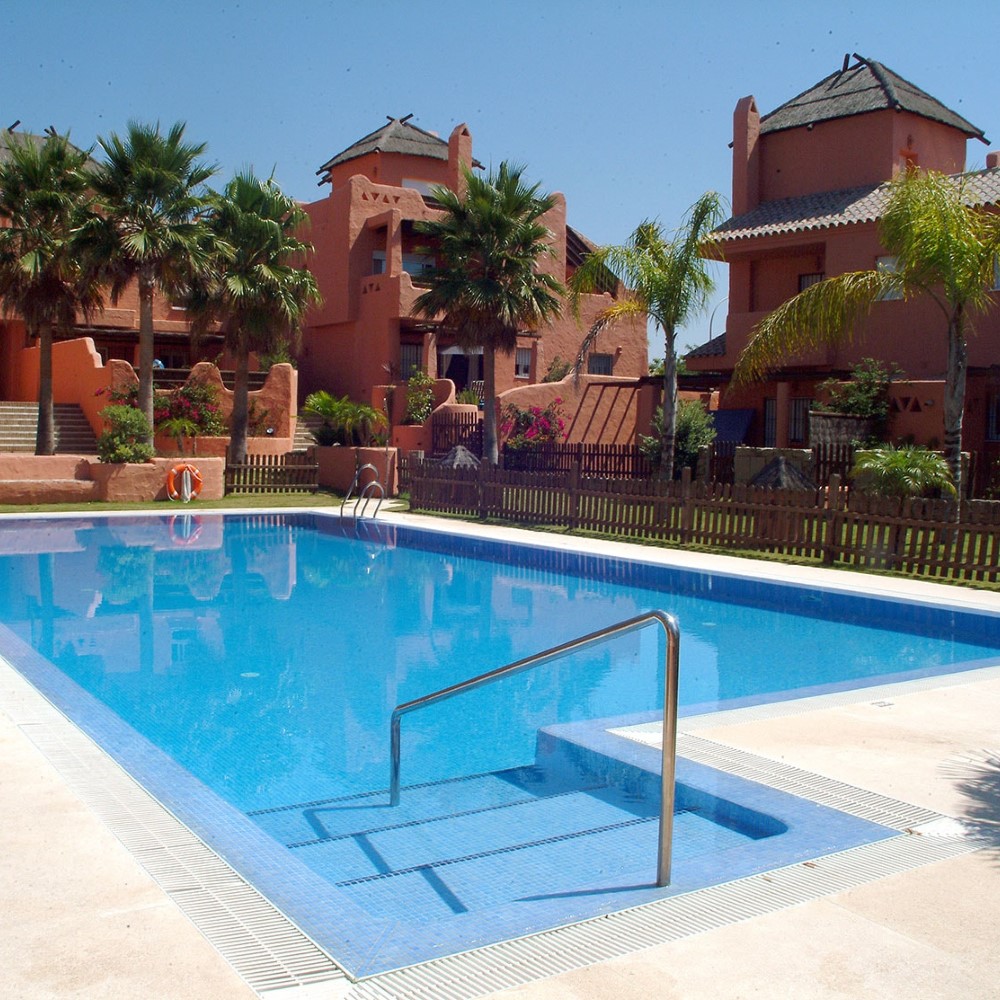 2505-A-NIEBLA-Mosaic-POOL-Ezarri-3.jpg